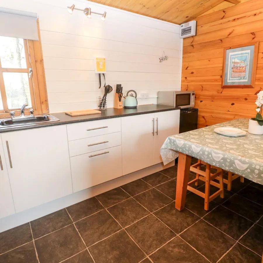 Trevenna Cabin St Austell Exterior photo